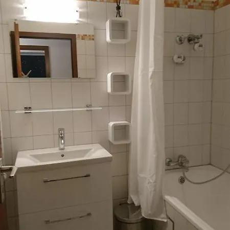 Appartement Auszeit-Mit-Pool-Wohnung-85-Qm-Sehr-Zentral-Gelegen